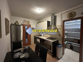 de-inchiriat-apartament-2-camere-mare-bloc-nou-dresing-camara-centru-ultracentral-1