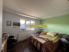 inchiriere-apartament-2-camere-52-mp-alba-iulia-cetate-closca-mobilat-complet-4