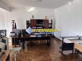 inchiriez-spatiu-comercial-birouri-300-mp-in-cetate-finisat-11