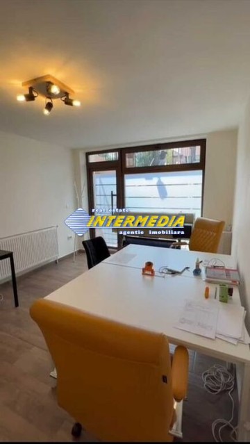 inchiriez-spatiu-comercial-birouri-300-mp-in-cetate-finisat-34