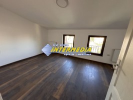 inchiriez-spatiu-comercial-birouri-300-mp-in-cetate-finisat-10