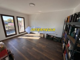 inchiriez-spatiu-comercial-birouri-300-mp-in-cetate-finisat-2