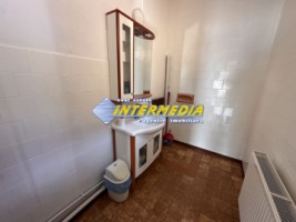 inchiriez-spatiu-comercial-birouri-300-mp-in-cetate-finisat-32