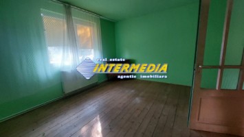 casa-pe-un-nivel-in-suprafata-utila-de-120mp-zona-centru-3