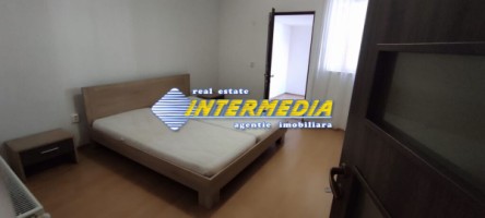 casa-noua-de-inchiriat-in-alba-iulia-zona-centru-4