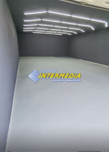 atelier-spatiu-decinchiriat-curte-2