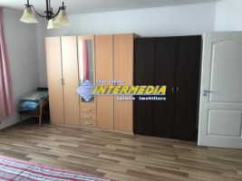 inchiriere-apartament-la-vila-2-camere-spatios-centru-pretabil-birou-cabinete-4