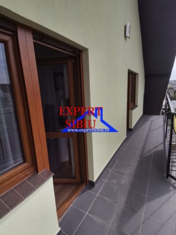 inchiriez-casa-individuala-4-camererenovatacu-garajzona-selimbar-16