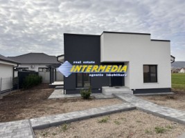 casa-noua-de-vanzare-in-alba-iulia-finisata-la-cheie-cu-380-mp-teren-si-utilitati-11