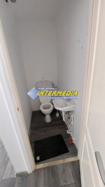 spatiu-comercial-cu-vad-in-zona-cetate-bulevard-alba-iulia-4