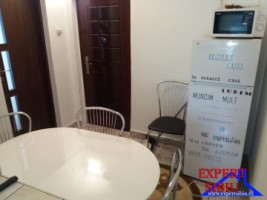 inchiriez-garsoniera-1-camera-renovatazona-broscarie-1