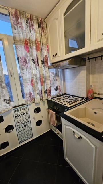 enachita-vacarescu-2-camere-decomandat-la-350-euroluna-16