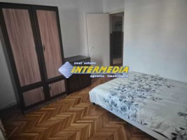 de-vanzare-apartament-2-camere-decomandat-cetate-etaj-intermediar-2