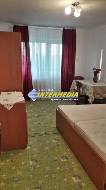 apartament-3-camere-de-inchiriat-in-alba-iuia-cetate-1