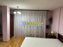 apartament-cu-3-camere-bloc-nou-scara-interioara-curte-parcari-si-garaj-7