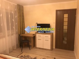garsoniera-de-inchiriat-alba-iulia-centru-ultracentral-finisata-mobilata-utilata-nou-1
