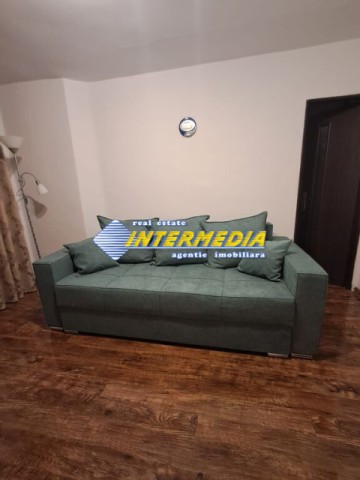 garsoniera-decomandata-de-vanzare-mobilata-si-utilata-cetate