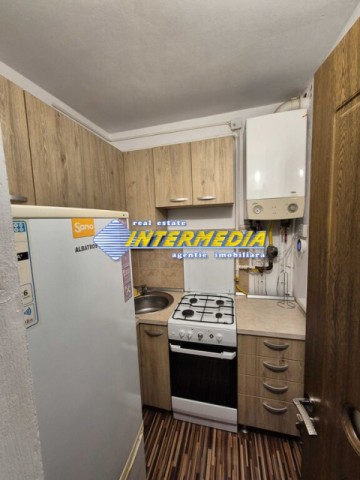 garsoniera-de-inchiriat-mobilata-si-utilata-complet-carolina-mall-3