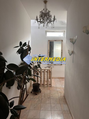casa-pe-complet-mobilata-si-utilata-de-inchiriat-zona-cetate-alba-iulia-37