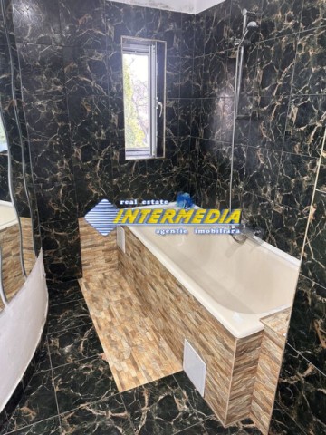 casa-pe-complet-mobilata-si-utilata-de-inchiriat-zona-cetate-alba-iulia-42
