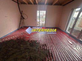 casa-noua-pe-parter-90-mp-de-vanzare-finisala-la-cheie-13