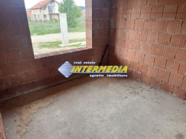 okazie-casa-noua-pe-un-nivel-la-rosu-cu-4-camere-380-mp-teren-si-toate-utilitatile-7