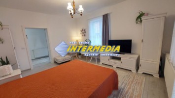 casa-cu-5-camere-1514-mp-teren-centru-sebes-2