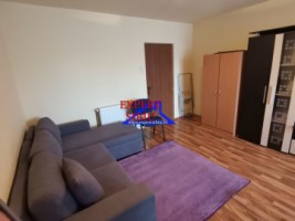 inchiriez-garsoniera-decomandatarenovatcentrala-2