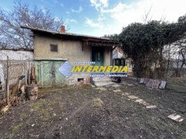 okazie-casa-veche-cu-anexe-si-1242-mp-teren-intravilan-imprejmuit-la-asfalt-cu-toate-utilitatile-si-bransamente-4