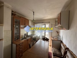 okazie-apartament-3-camere-68-mp-2-bai-2-balcoane-pivnita-wiew-super-4