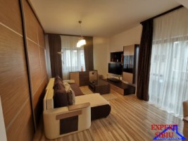 inchiriez-apartament-3-camere-recent-renovat-zona-strand