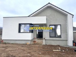 casa-noua-frumoasa-pe-parter-120-mp-utili-pivnita-finisata-la-cheie-19