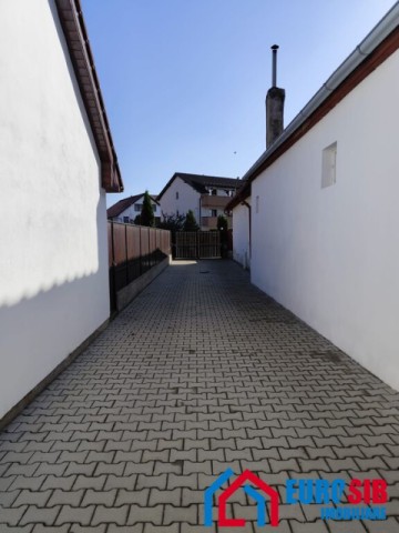 garsoniera-situata-in-sibiu-selimbar-suprafata-utila-50-mp-7