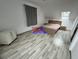 inchiriez-apartament-4-camere-spatiosrecent-renovat-zona-turnisor-10