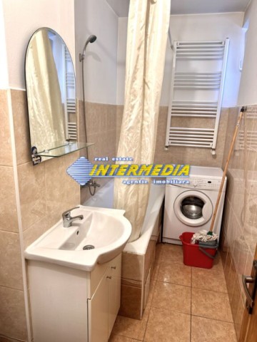 inchiriere-apartament-2-camere-50-mp-bucatarie-mare-alba-iulia-zona-cetate-closca-4