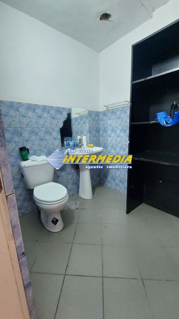 de-inchiriat-spatiu-comercial-62-mp-zona-cetate-3