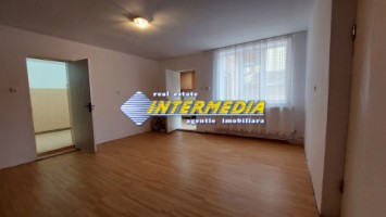 apartament-cu-2-camere-la-casa-in-blaj-zona-centrala-3