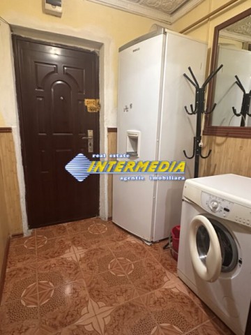 garsoniera-de-inchiriat-in-centru-alba-iulia-mobilata-12