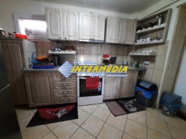 casa-de-vanzare-limba-comuna-ciugud-9