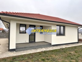 casa-individuala-cu-3-camere-pe-un-nivel-cu-353-mp-teren-alba-iulia-14