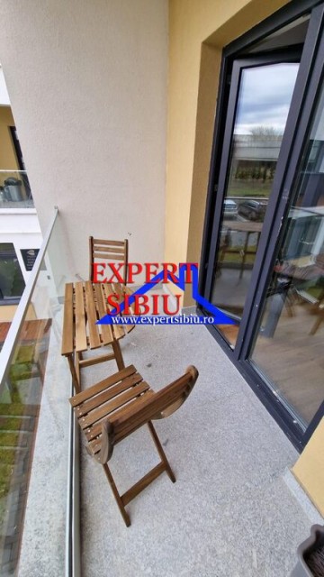 inchiriez-apartament-2-camererecent-renovat-zona-turnisor-9