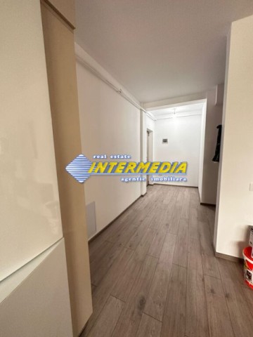 apartament-2-camere-de-inchiriat-bloc-nou-in-alba-iulia-loc-parcare-utilat-si-mobilat-complet-8