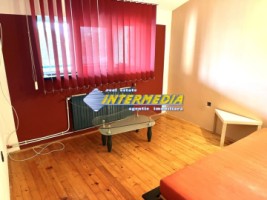 casa-pentru-muncitori-cu-4-camere-de-inchiriat-zona-centru-7