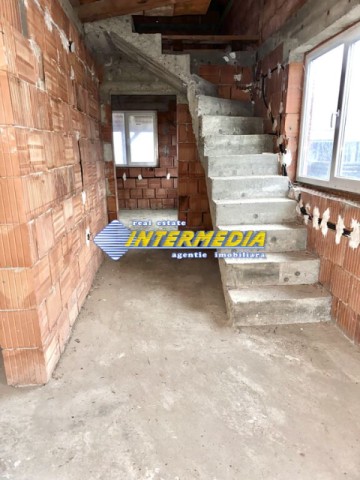 casa-noua-la-rosu-teren-1000-mp-toate-utilitatile-cu-pivnita-8