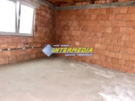 casa-noua-la-rosu-teren-1000-mp-toate-utilitatile-cu-pivnita-22