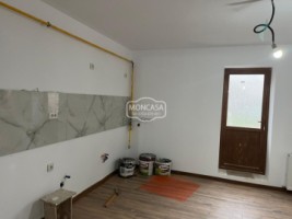 casa-pm-zona-registrul-comertului-curte-proprie-35-mp-9