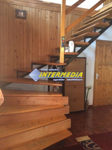 casa-noua-de-vanzare-pem-cu-3000-mp-teren-in-zona-ciugud-14