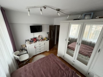 apartament-3-camere-de-vanzare-satu-mare-micro-16-bulevardul-sanatatii-pret-negociabil-0