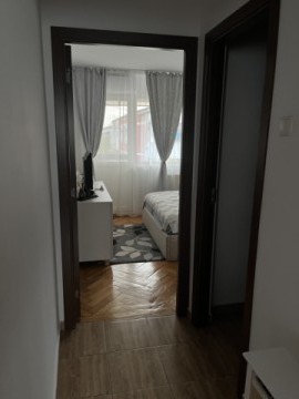 apartament-3-camere-de-vanzare-satu-mare-micro-16-bulevardul-sanatatii-pret-negociabil-9