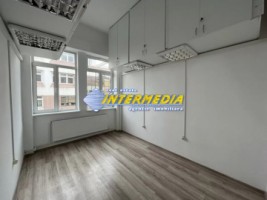 spatiu-de-inchiriat-in-centru-finante-finisat-complet-3